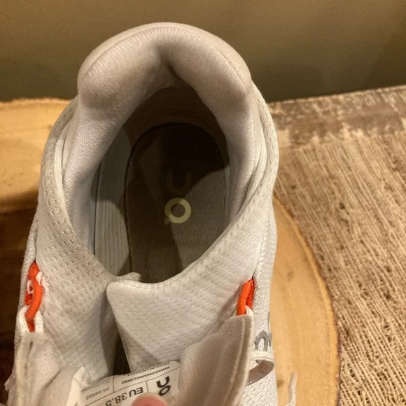 On Running Cloudnova Women's Running Shoes White / Glacier Sz-7.5 - Picture 6 of 13